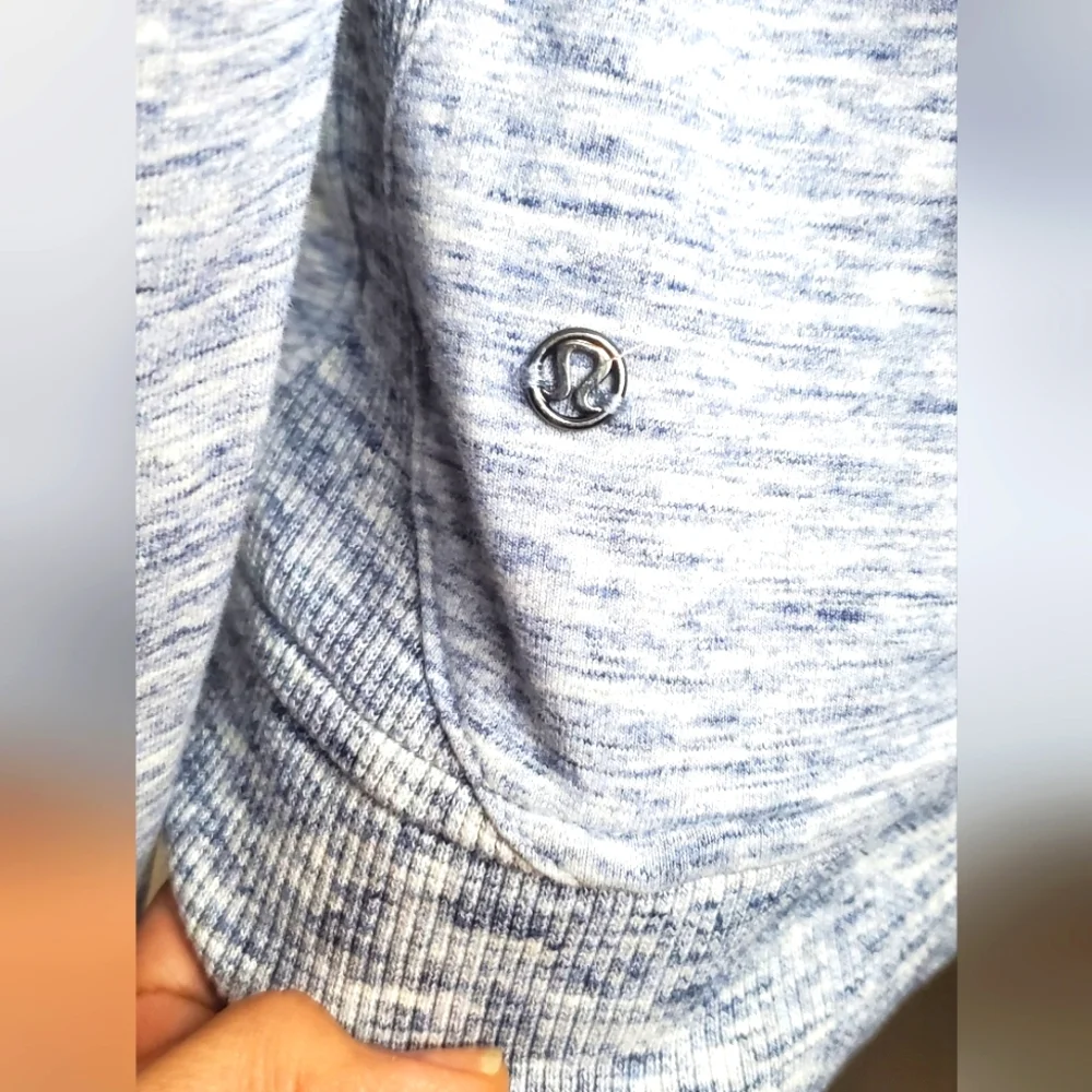 Lululemon Size 4 Blue and Gray Casual Zip-Up Jacket - Picture 5 of 11